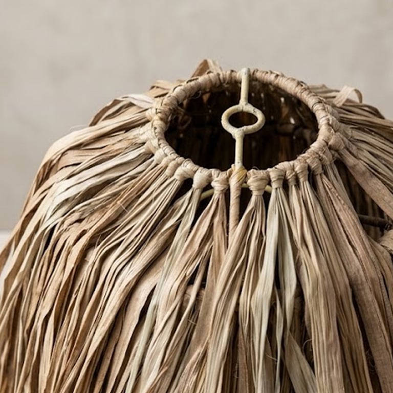 Lampada Maulana misura M - paralume artigianale in materiali naturali